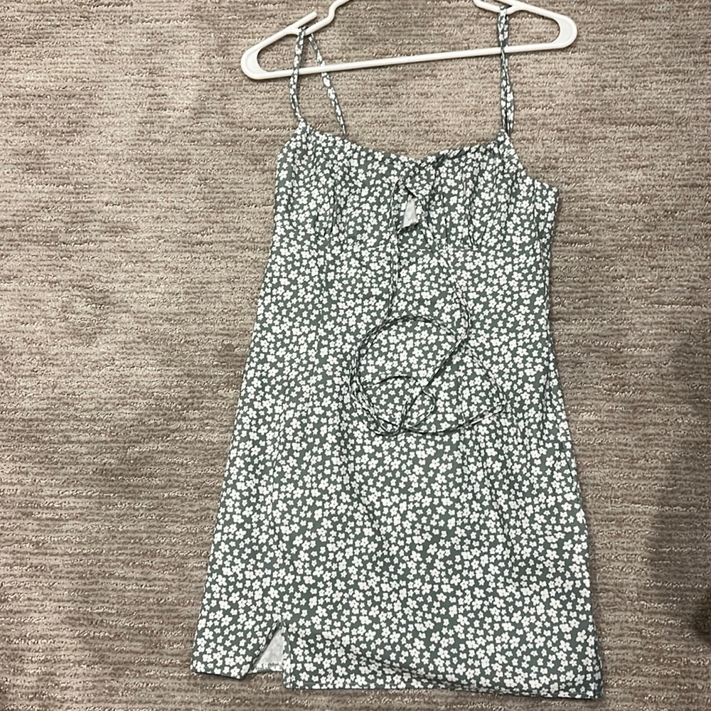 Shein Tie Front Slit Hem Ditsy Floral Dress